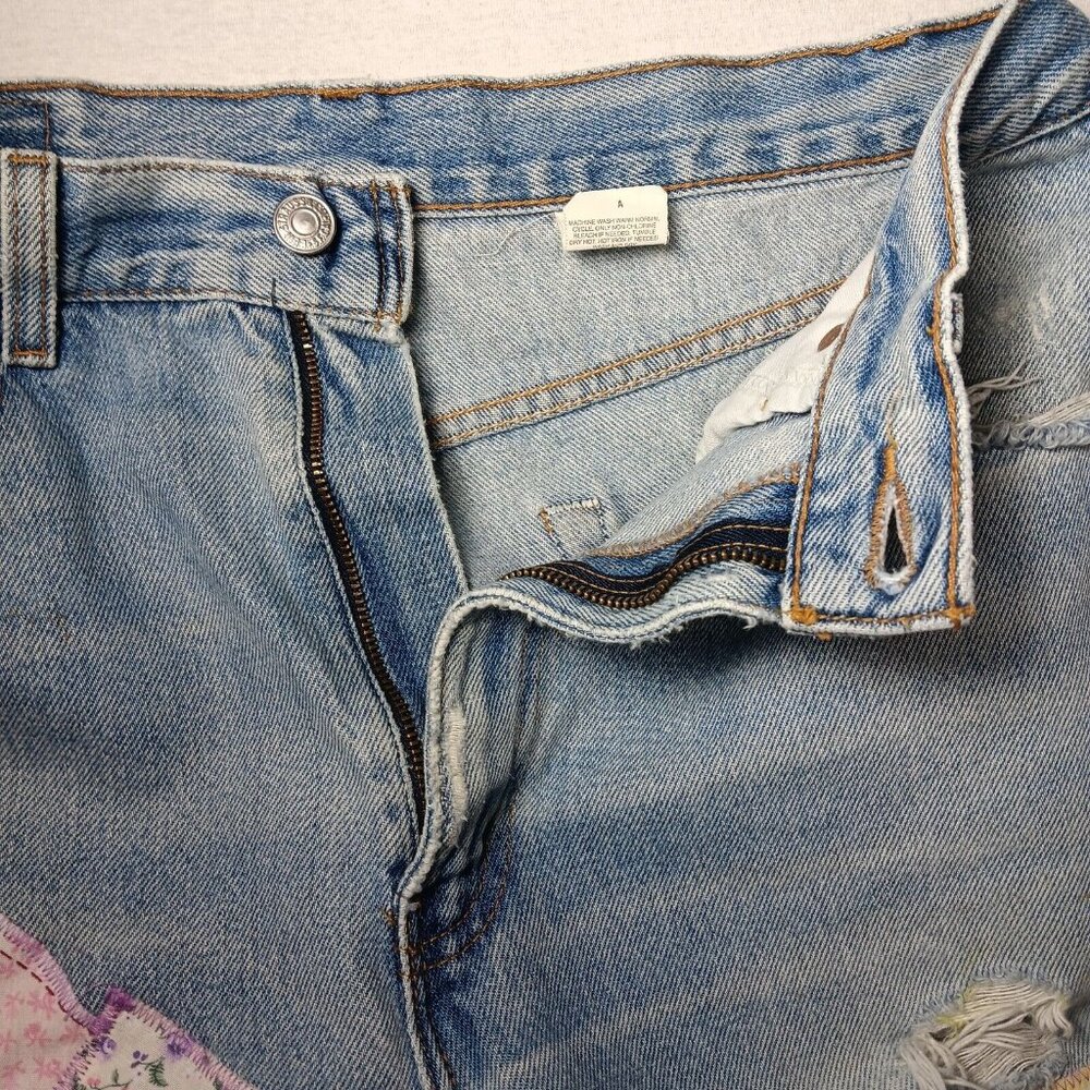 Jean Shorts Size 32 Patchwork Cottagecore Bonnet Girl Upcycl Distressed Floral - Picture 6 of 16